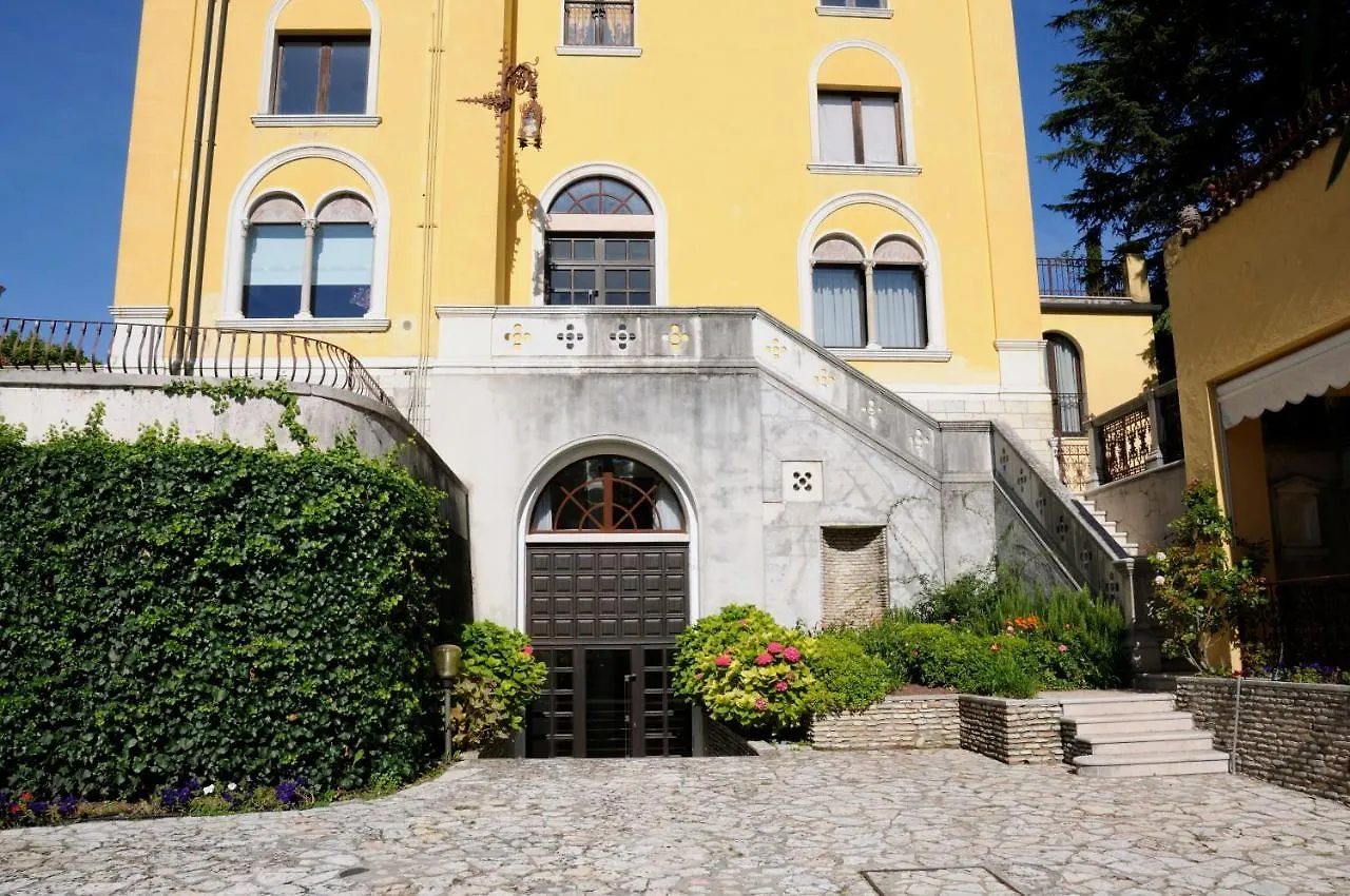 Villa Maria Callas Sirmione 0*,  Italy